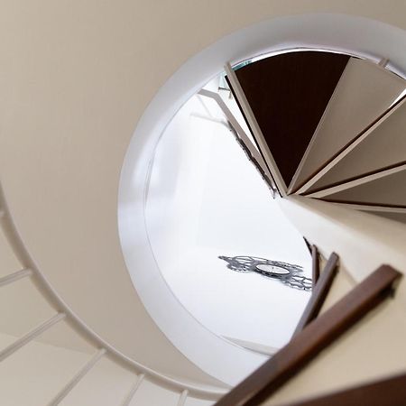 Spiral Stairs Duplex Appartement Figueres  Buitenkant foto